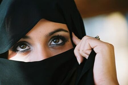Egitto, col niqab all’università