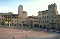 3 premi di laurea per tesi dedicate alla città di Arezzo