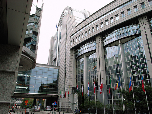 Bruxelles: la maglietta anti-mafia crea scompiglio al Parlamento europeo