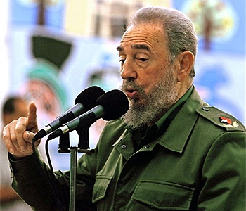 Cuba: Fidel torna in pubblico e parla agli universitari