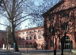 Università Modena e Reggio Emilia, facoltà di Economia - Foro Boario