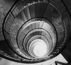 Studente della Sapienza precipita e muore. Ipotesi suicidio