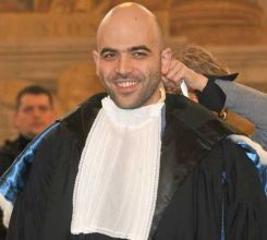 Laurea honoris causa a Saviano: “La dedico ai pm milanesi”