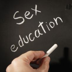 Lezione “pratica” di sesso. Scandalo nel college Usa