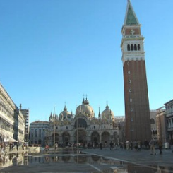 Ca’ Foscari consegna la laurea in piazza San Marco