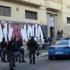 Palermo, studenti mobilitati contro lo sgombero di un edificio occupato