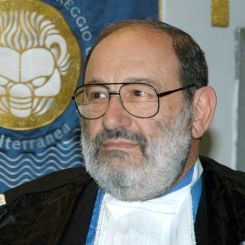 Umberto Eco accusa il governo: “Uccide le facoltà umanistiche”