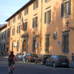 Viaggi e regali con i fondi dell’ateneo: 8 indagati a Firenze