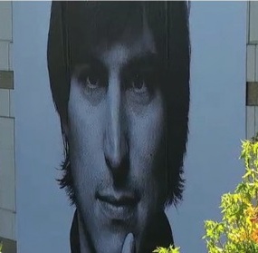 Steve Jobs, il video del memorial day a Cupertino