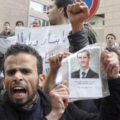 Siria, prosegue la protesta anti Assad. Università private in agitazione