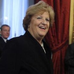 Posto fisso, i ministri all’attacco. Cancellieri: “Lo vogliamo vicino a mamma e papà”