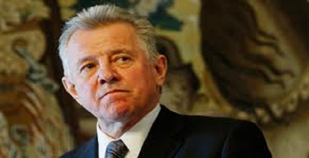 Tesi copiata, il presidente ungherese presenta le dimissioni