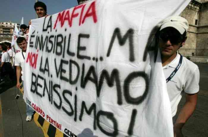 Università Cattolica, gruppo studentesco Il Laboratorio contro le mafie: “La nostra arma è l’informazione”