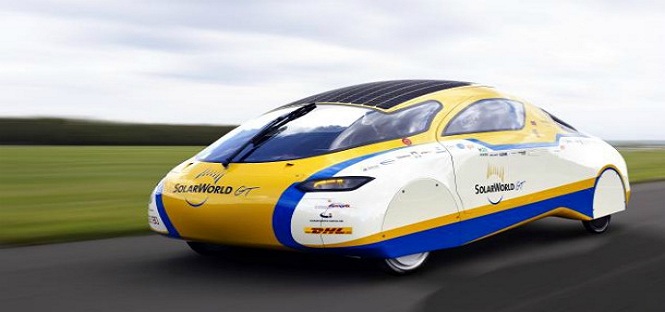 Unical: presentata Solar Car Gt, l’auto avveniristica che sta girando il mondo