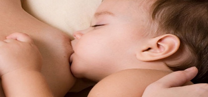 I bambini allattati al seno? Hanno più probabilità di fare carriera di quelli cresciuti con il latte in polvere