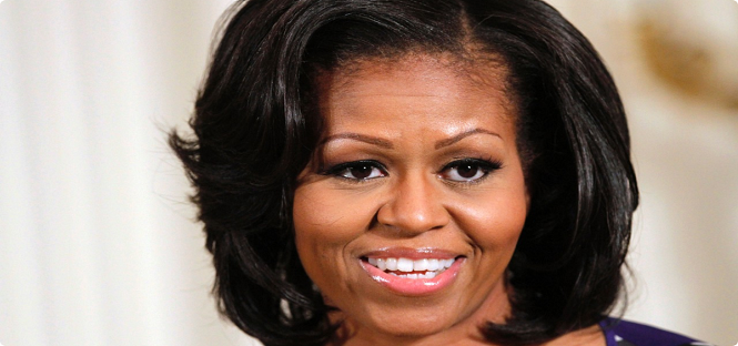 La nuova battaglia di Michelle Obama: “Incrementare il numero dei laureati nelle famiglie povere”
