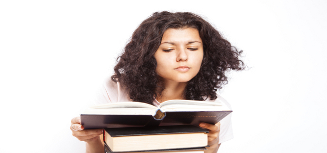 Emory University di Atlanta: “Leggere romanzi ‘potenzia’ il cervello in modo misurabile”