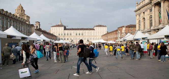 Universitàchecontinua: a Torino parte un progetto per seguire i laureati con conferenze, incontri e attività di formazione