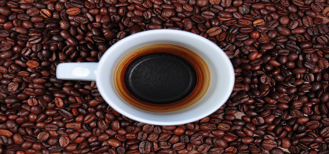 Sorpresa: il caffè aiuta a dormire bene. L’hanno scoperto alla Loughborough University (UK)
