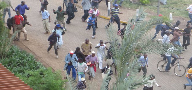 attentato università kenya