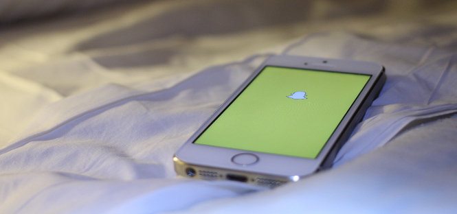 USA, i giornali universitari sbarcano su Snapchat. Il social a caccia di utenti più “maturi”