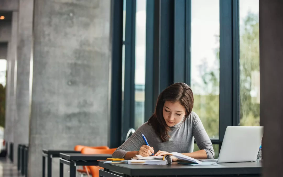 Laureati in Italia sono ancora troppo pochi e molti sono fuori corso