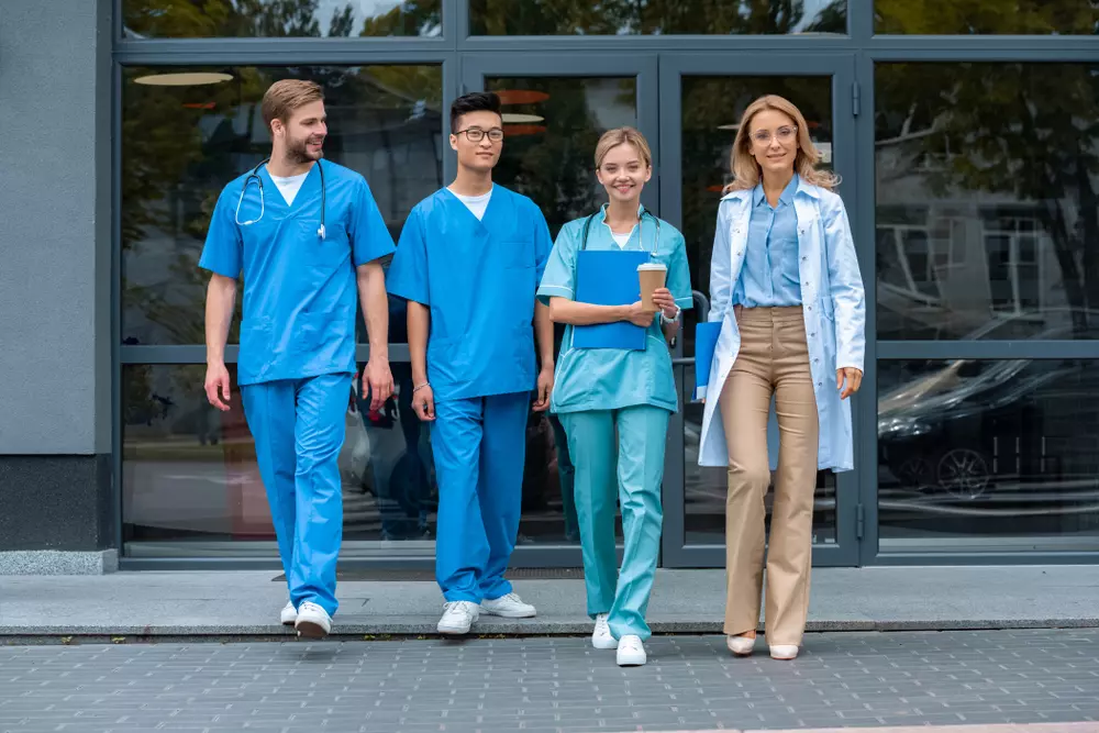 Professioni Sanitarie 2025: guida ai corsi e al test di ammissione