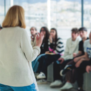 Scuola: Oltre 41mila nuovi docenti assunti, confermati quasi 58mila insegnanti precari di sostegno