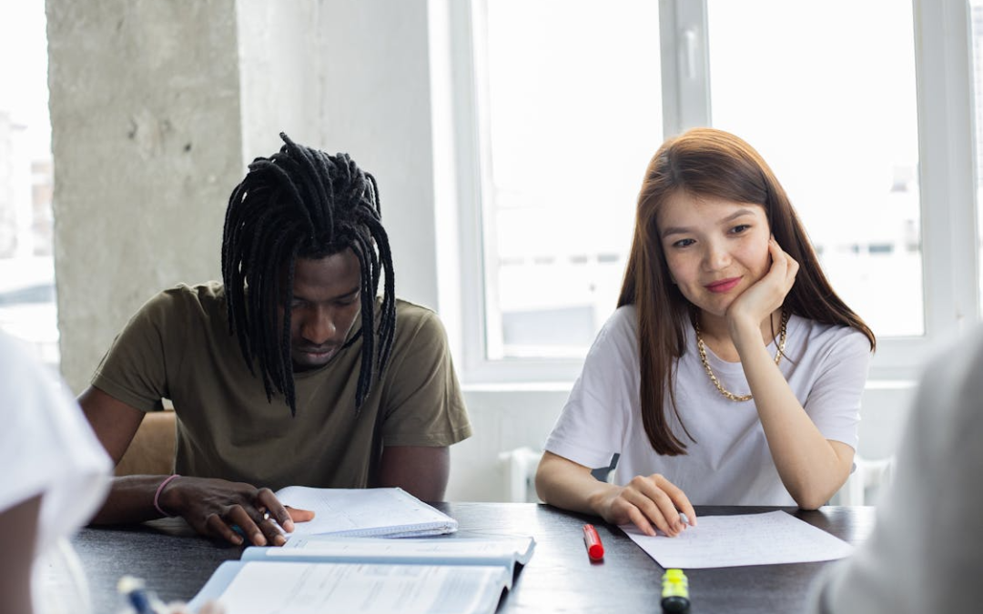 Come gli studenti possono creare una routine di studio digitale più sicura e intelligente