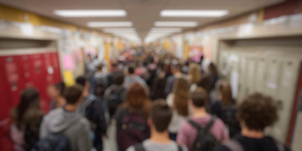 Le procedure di iscrizione per l’anno scolastico 2026/2027 si sono concluse, delineando un quadro che conferma le preferenze tradizionali delle famiglie italiane ma che, allo stesso tempo, premia le nuove proposte formative.